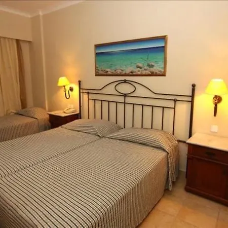Otel Asteras 4*